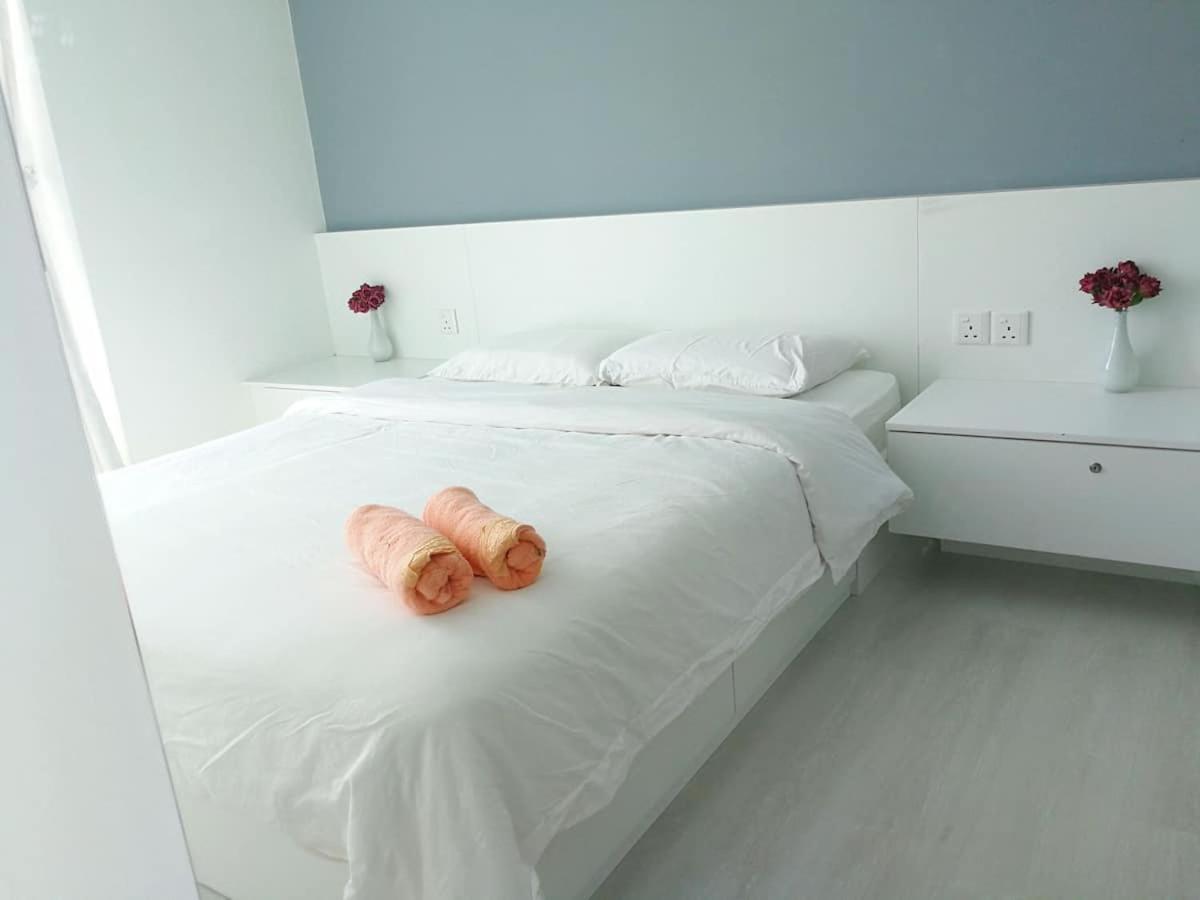 Deluxe And Feel Like A Home 1, 3-6 Pax ,Netflix, Georgetown Luaran gambar